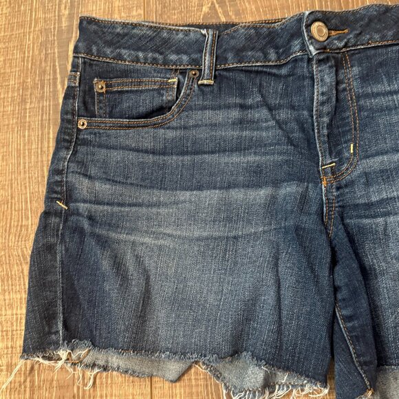 American Eagle Super Stretch Shorts - Size 16 - Picture 9 of 13